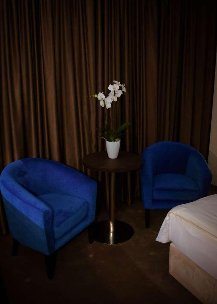 לבוב Lh Hotel&Spa חדר תמונה