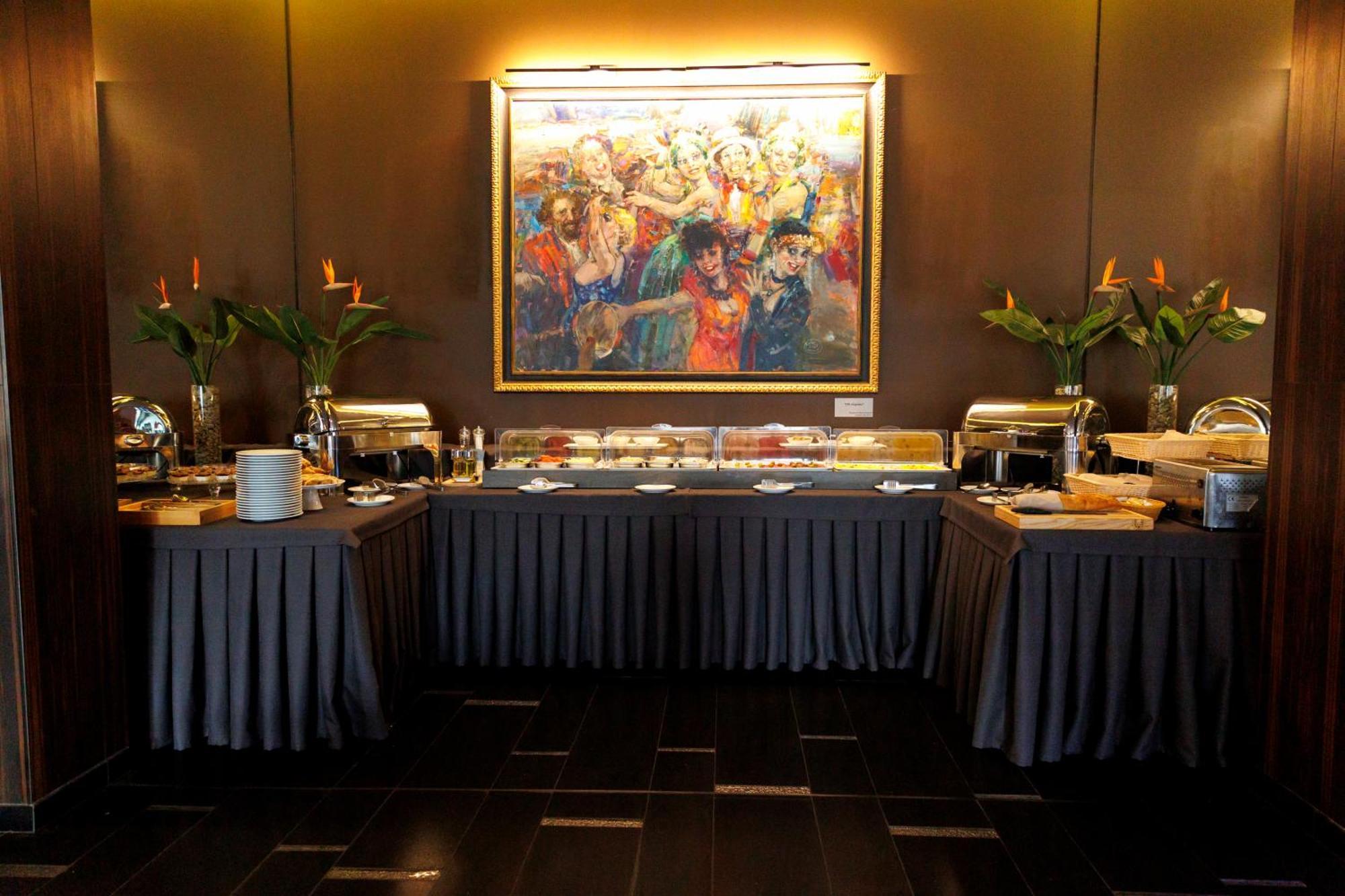 לבוב Lh Hotel&Spa מראה חיצוני תמונה