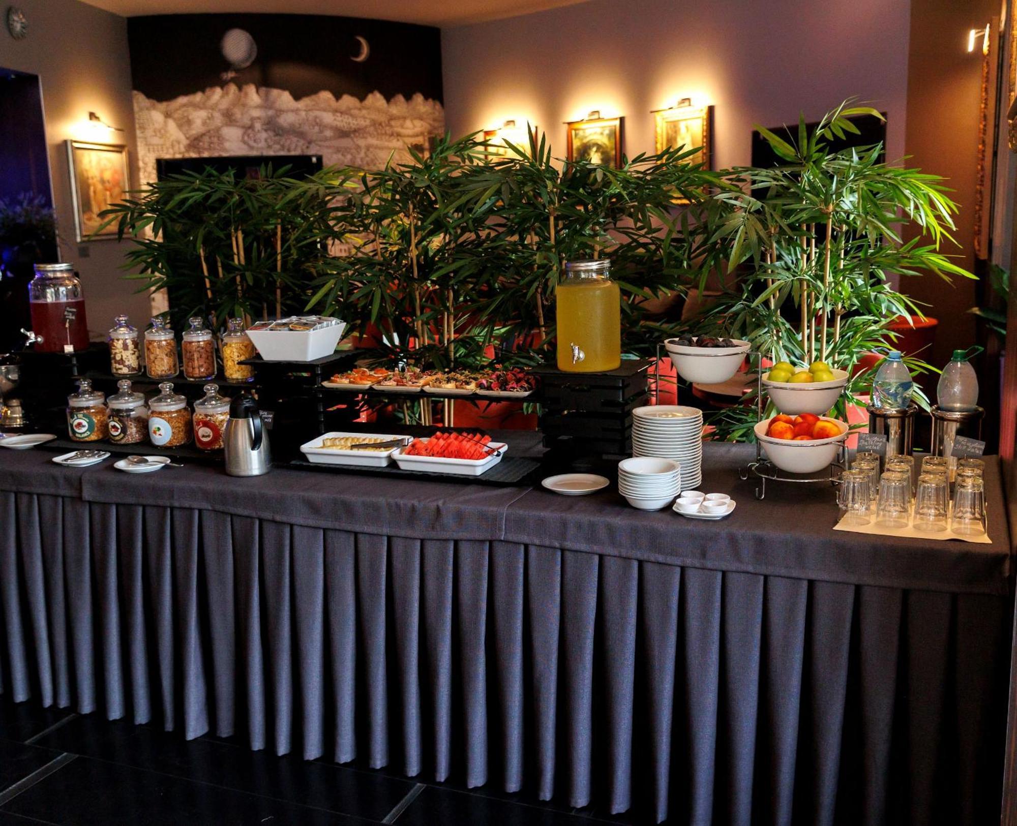 לבוב Lh Hotel&Spa מראה חיצוני תמונה