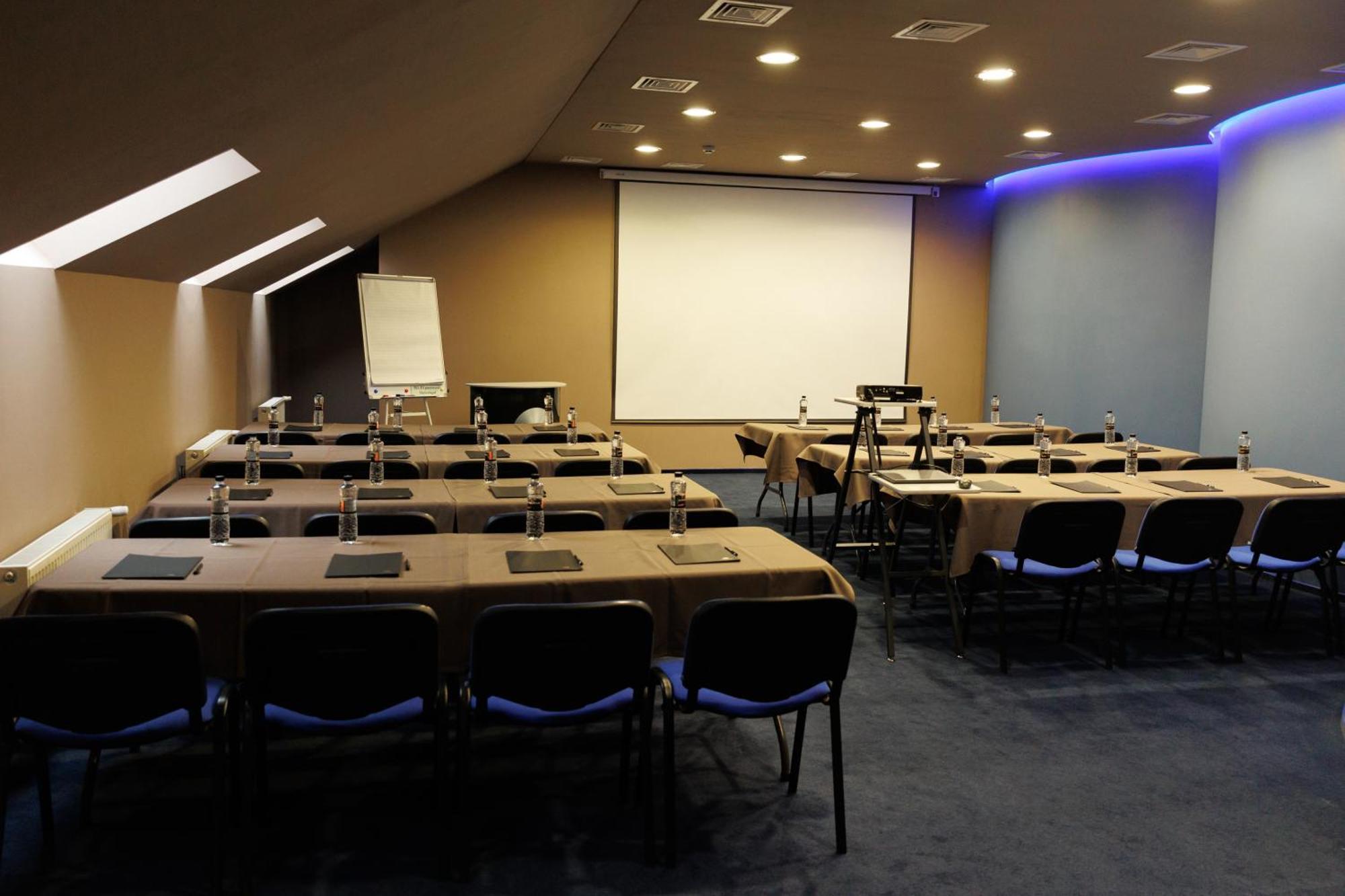 לבוב Lh Hotel&Spa מראה חיצוני תמונה